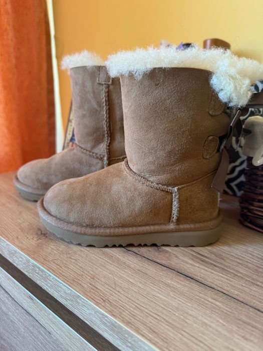 Детски зимни обувки UGG
