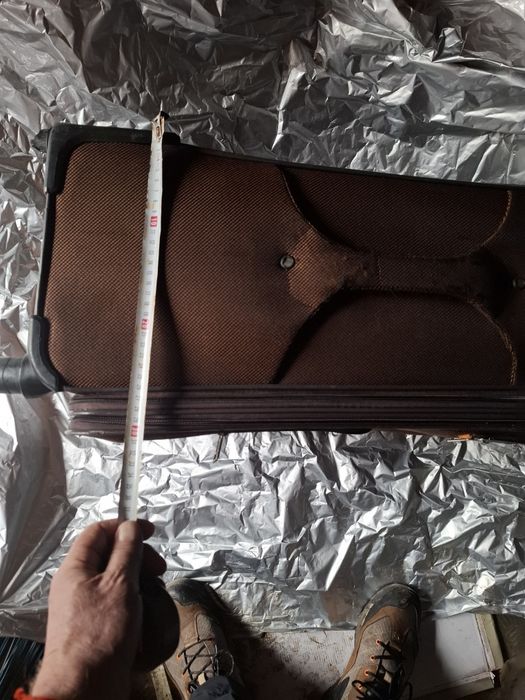 Чемодан дорожный