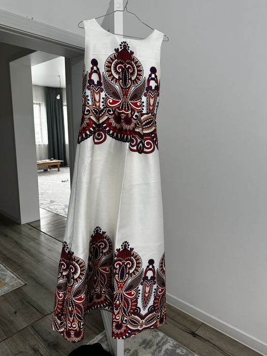 Вечерное платья