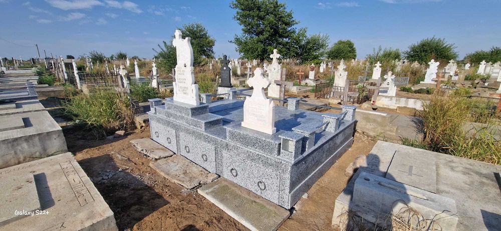 Placari Morminte Granit / Cruci marmura  / granit