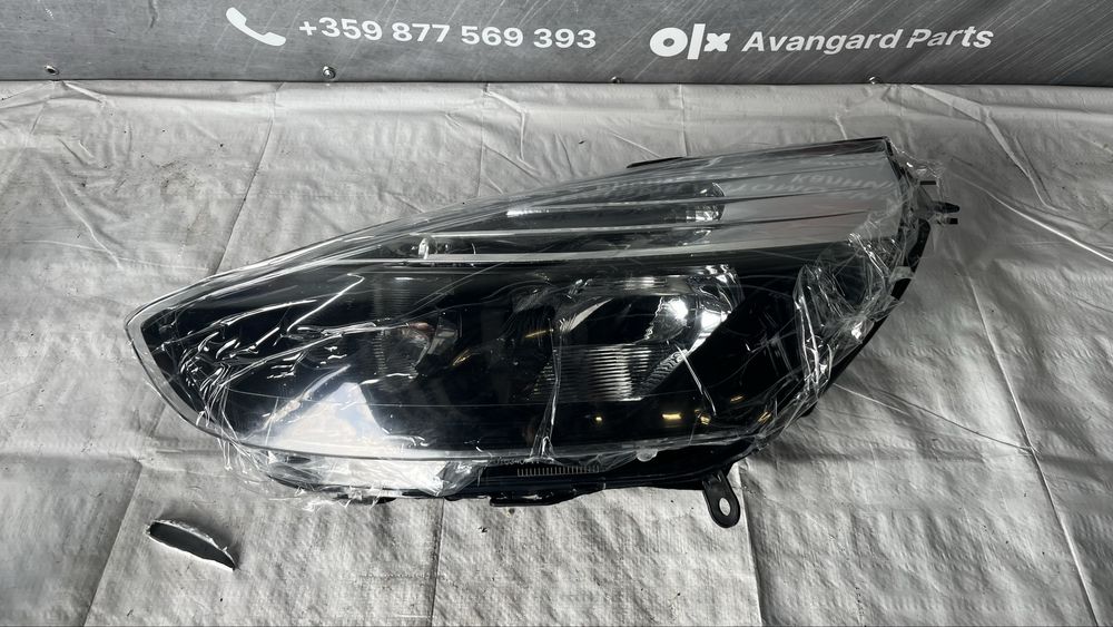 2 броя фар Renault Clio 4 (2012-2020)
