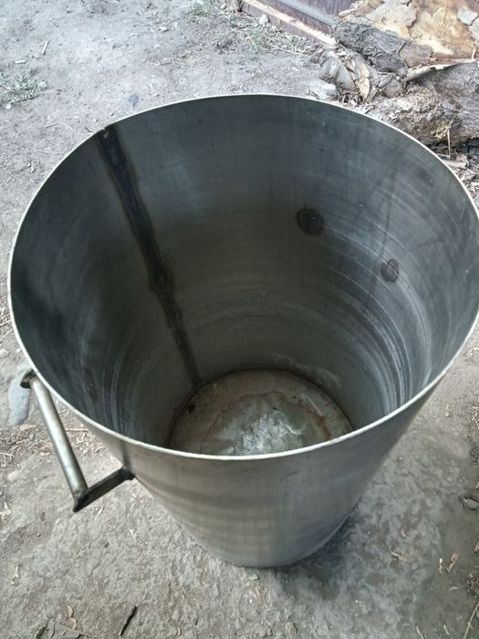 Продается бак, нержавейка за 40000т