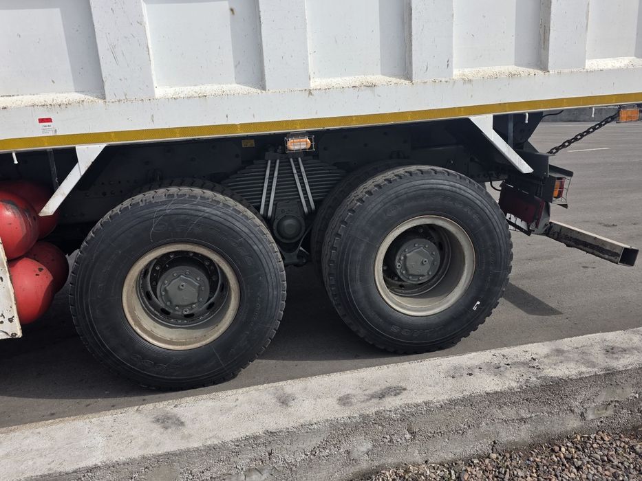 Howo 40 tonna 2023yil prabeg 75.000