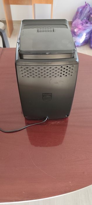 Espressor automat Philips seria EP3241,perfect funcțional