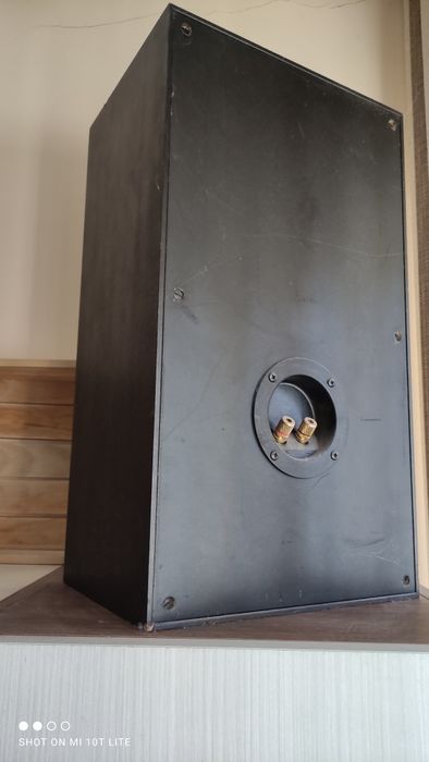 Тонколони Heco Comperior