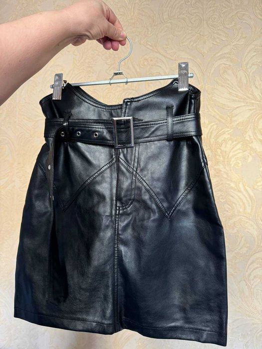 Кожзамен мат.  Модные. Женс юбки раз. S.