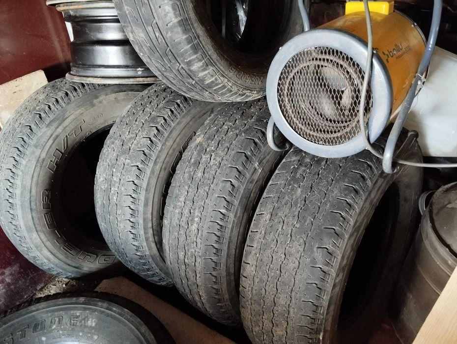 Шины 265\70\16 легковые