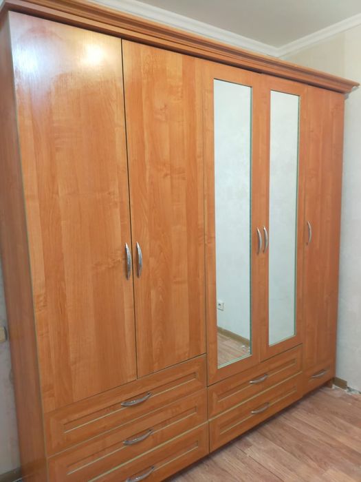 Продам шкаф в хорошем состоянии