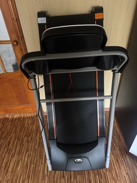 Продам беговую дорожку