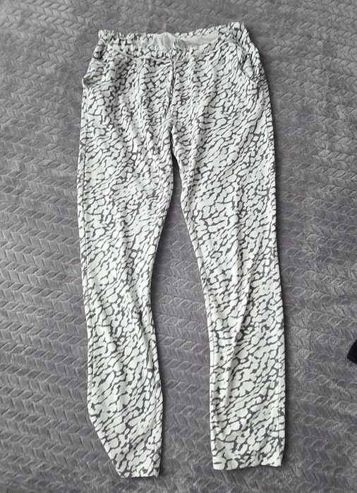 Дамски дънки  и панталони