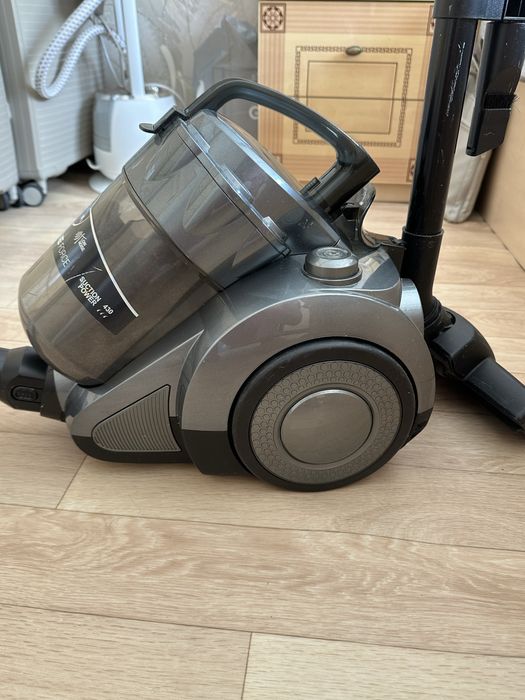 Пылесос Artel cyclone 2000W