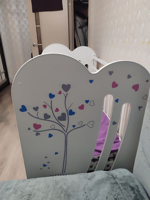 Детская кроватка