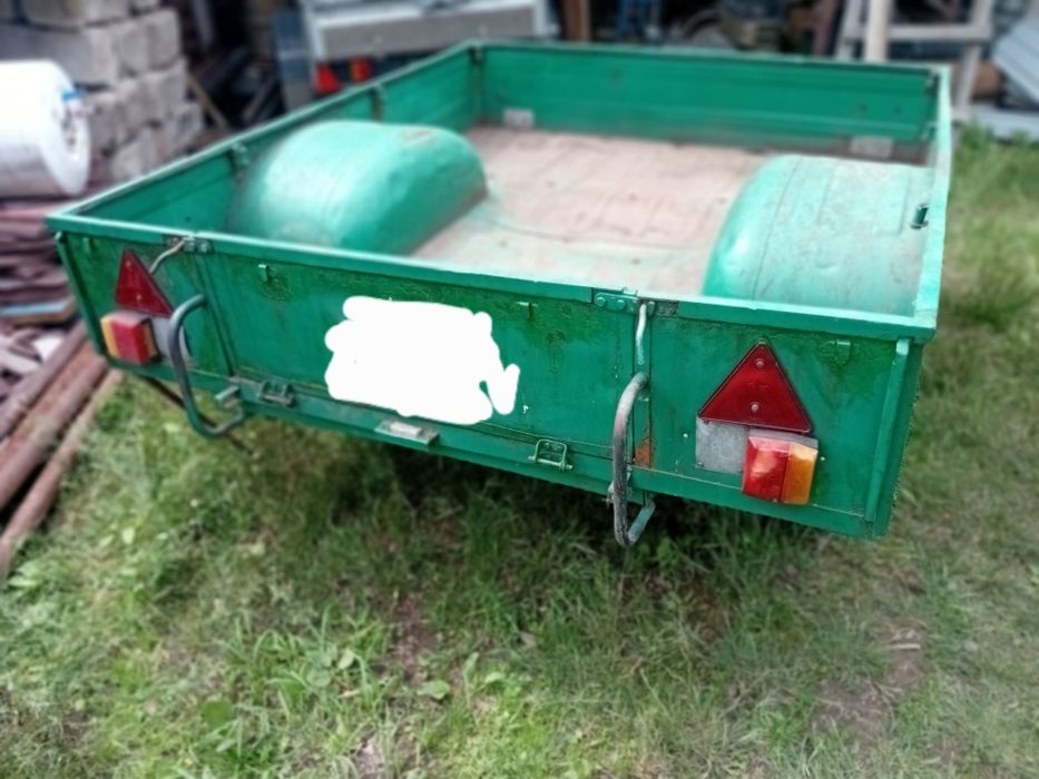 Продам легковой прицеп, ступицы