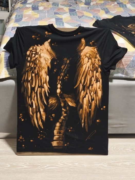 Tricou custom decolorat! Tricouri pe comanda