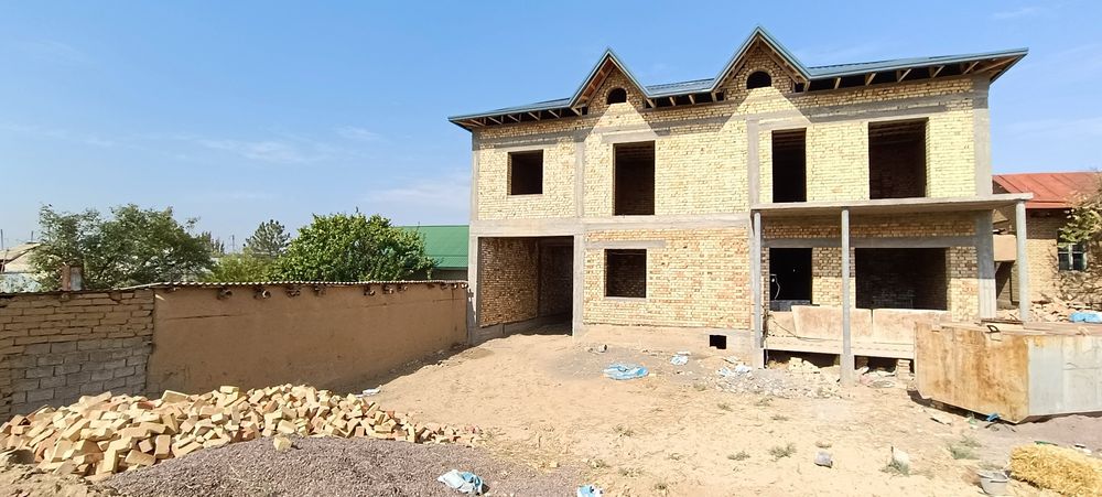 Уй сотилади коробка 105минг$