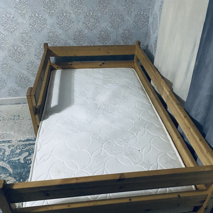 ағаш төсек сатлады арзан баға