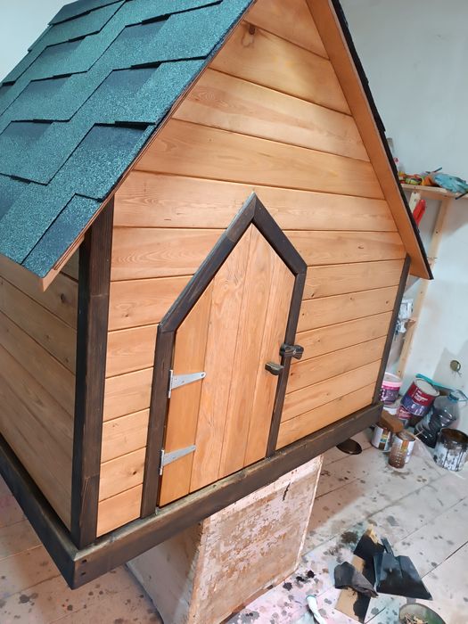 Будка для собак утепленная