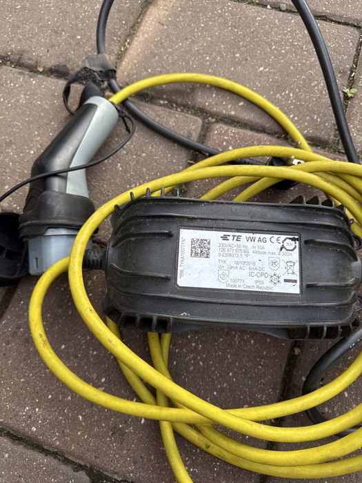 Incarcator masina electrica