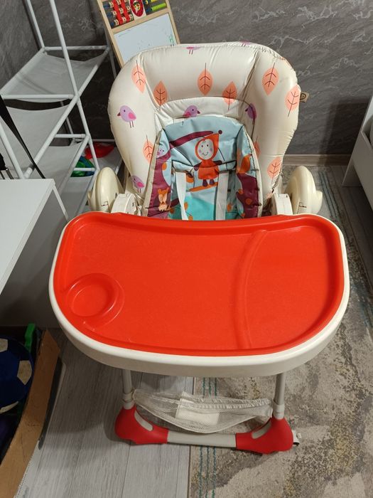 Детское кресло, стул для кормления