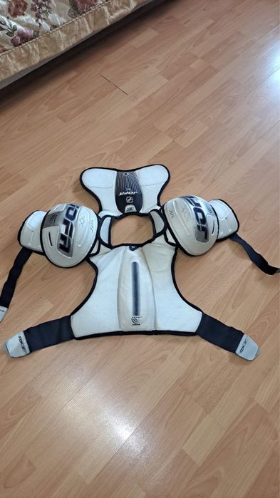 Экипировка для хоккея