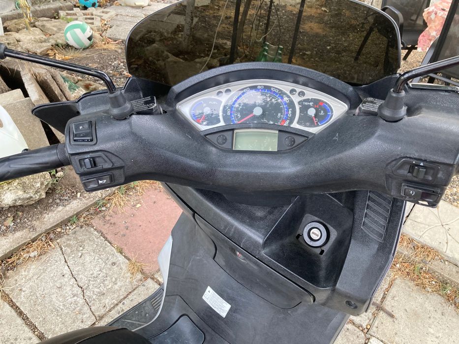 Продавам Мотоциклет