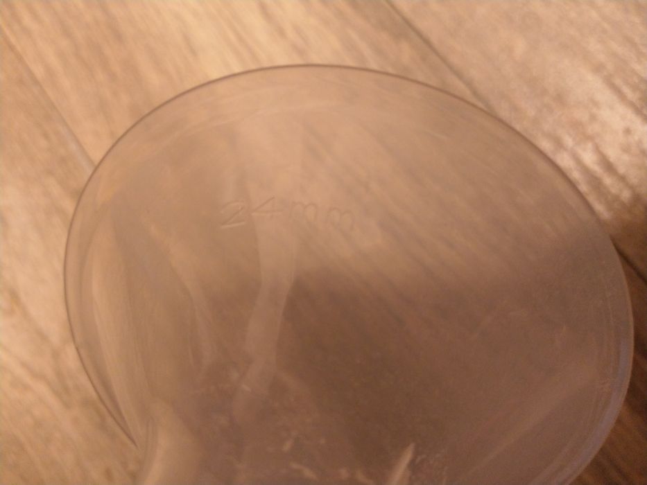 Cupă pompa sân Medela 24 cm