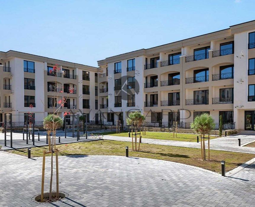 Продава се Двустаен апартамент в Пловдив, Кършияка - 74 кв.м за 1069 €/кв.м - Снимка #9