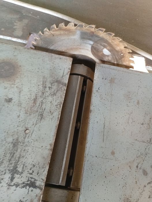 Циркулярка с фуганком