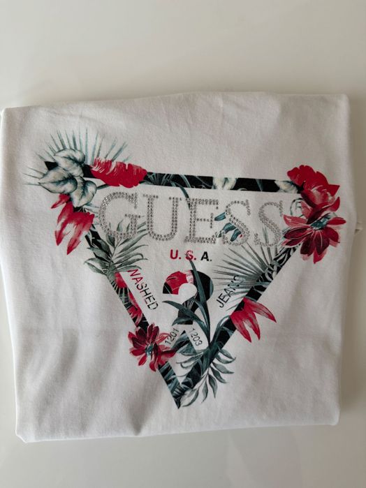 Оригинални блузи Guess S размер