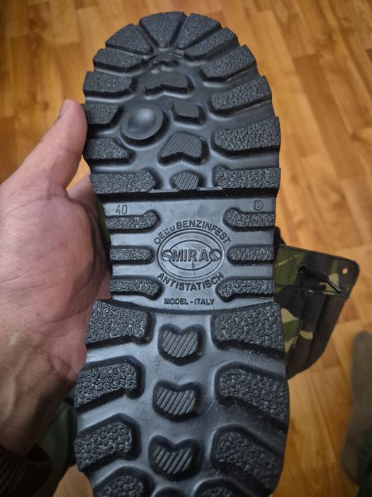 Bocanci profesionali confecționați la comandă – piele naturală integra