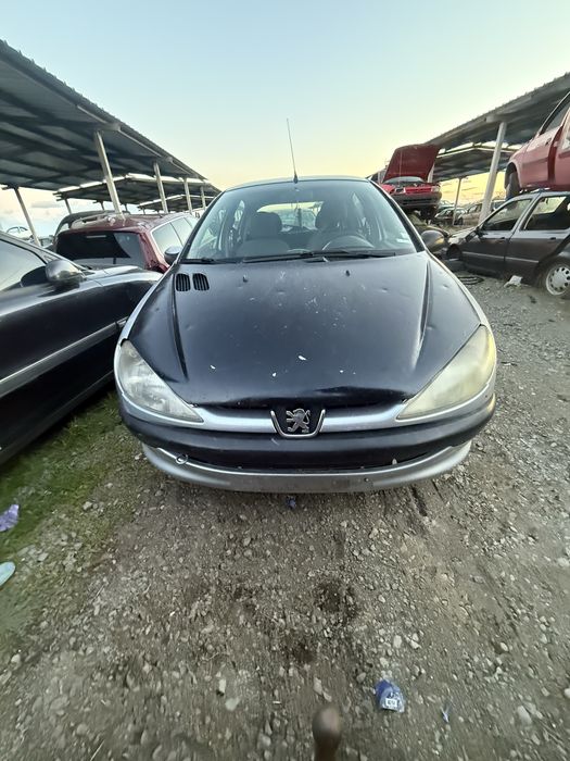 8 бр Пежо 206 1.4 75 кс 1999г  на части