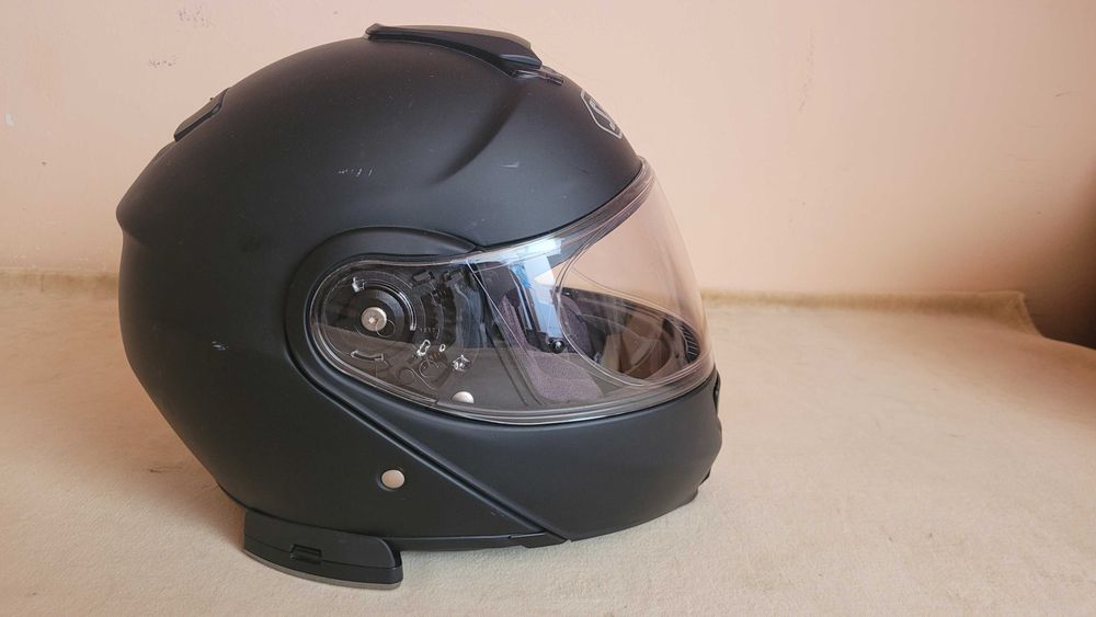 Модуларни каски. Shoei  Neotec