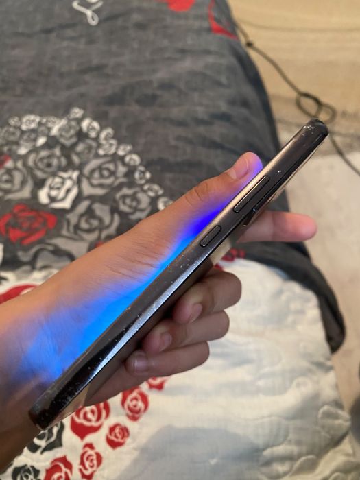 Samsung S22 на 256