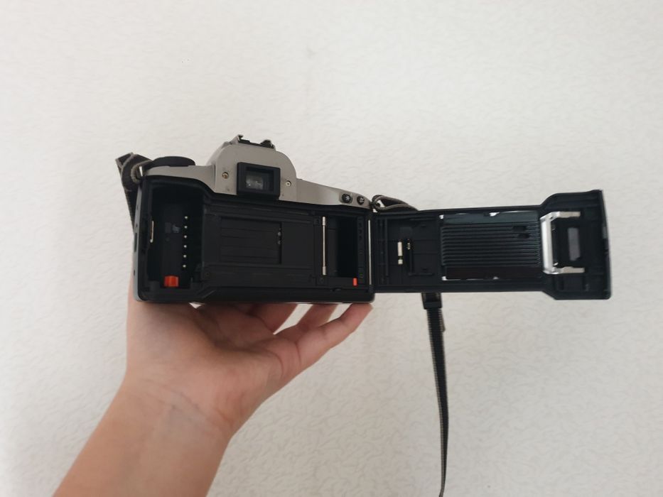 Фотоаппарат CANON EOS 3000N