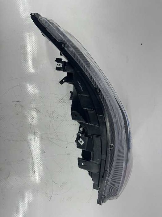 Far stanga Iveco Daily FAB 2015-2024 cod piesa 5801473750