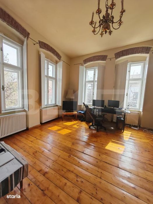 Cladire istorica, apartament 3 camere, 78.87 mp, zona Maria