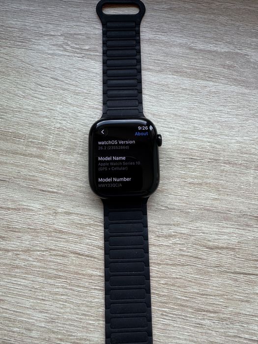 Продавам: Apple watch S10 cellular в гаранция А1.