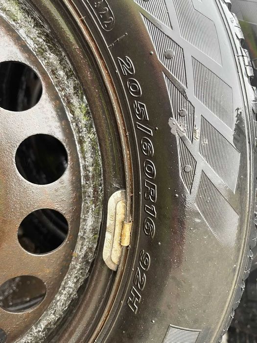 205 60 R16 anvelope de iarna Nexen