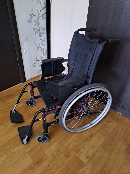 Инвалидная коляска б/у