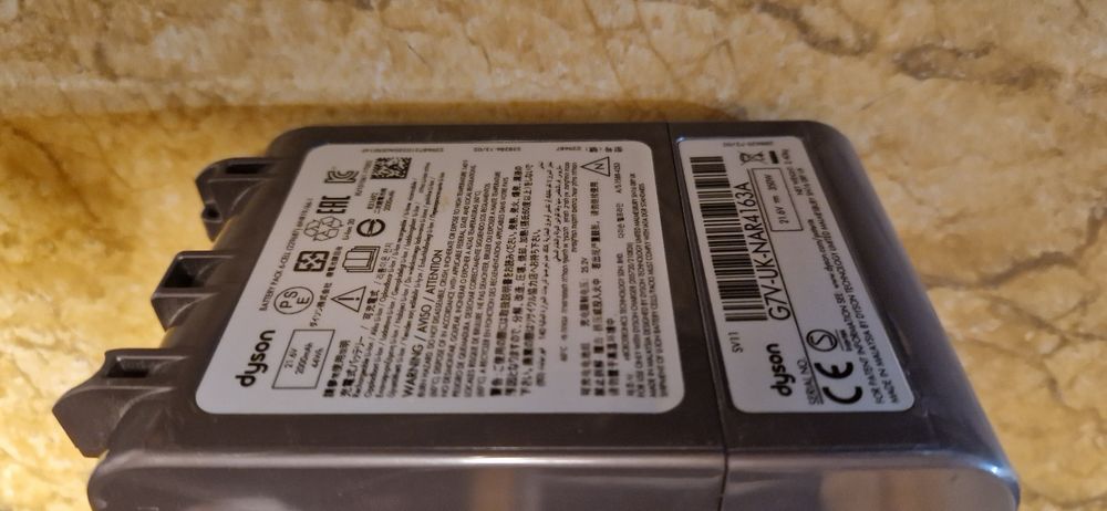 Baterie acumulator original Dyson V7