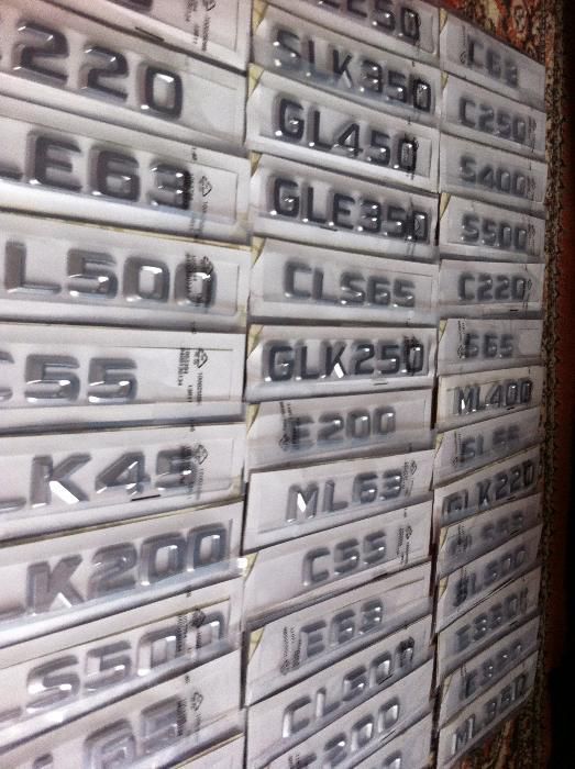 Emblema Mercedes-Benz ABS