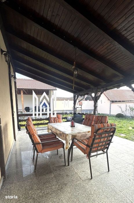 Casă 3 camere I 1250 mp teren I Porumbacu de jos-sat Colun