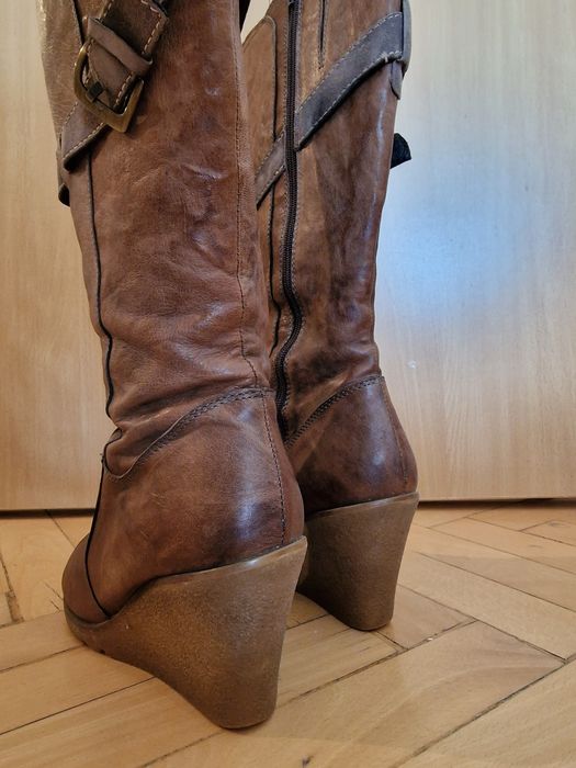 Ботуши от естествена кожа