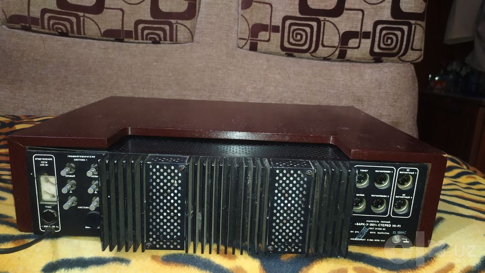 Продам Сотилади усилитель мощности Барк У 001 Hi Fi идеал состоянии
