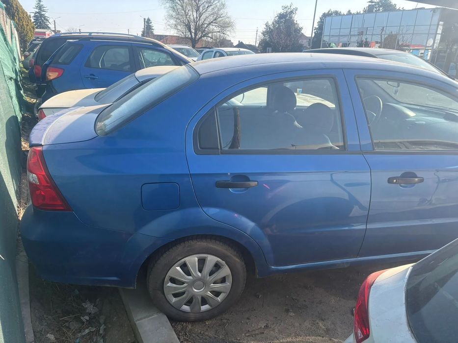 Dezmembrez Chevrolet Aveo
