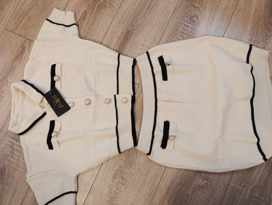 Комплек пола с жилетка