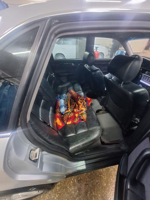 Продам Audi A6 C4 Quattro