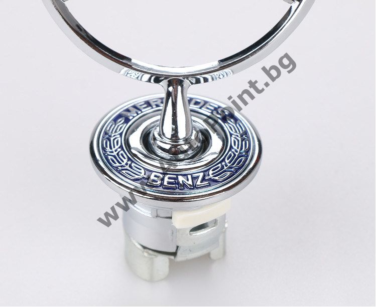 Емблема Mercedes