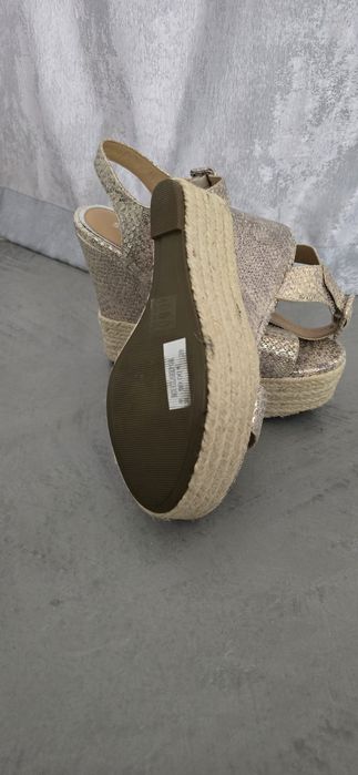 Sandale din piele NOI!