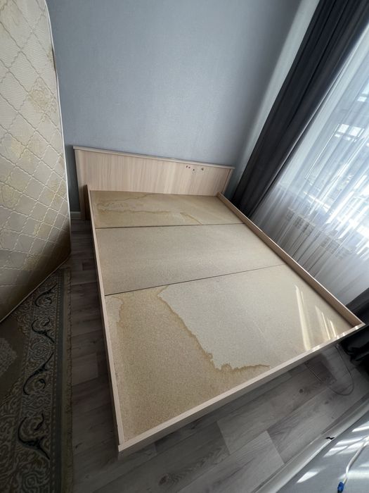 Продается двух спальная кровать